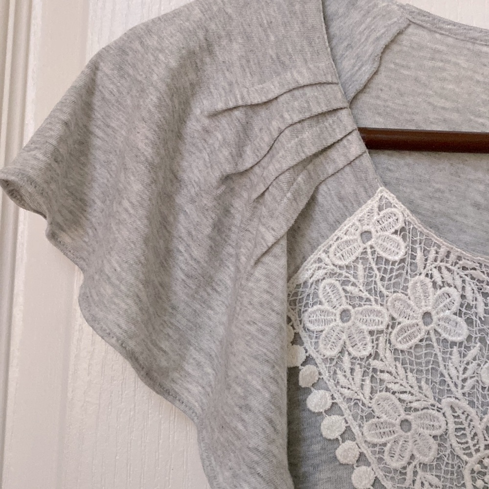 Loft Split Neck Lace Front Flutter Sleeves Top - image 4